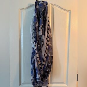 Blue and White Patterned Scarf